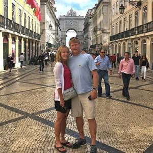 Meet your Posher, Elaine